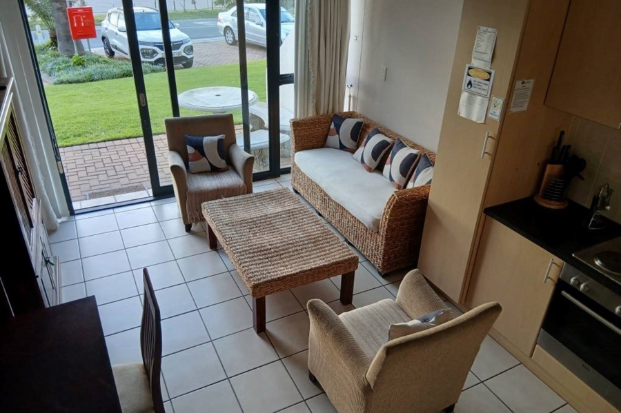To Let 2 Bedroom Property for Rent in Santos Bay Western Cape